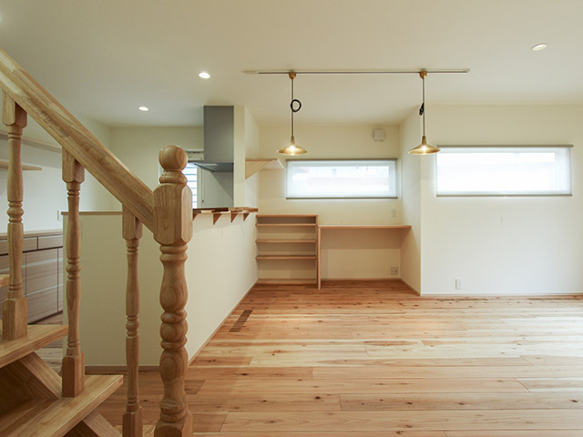 『屋形原の家』