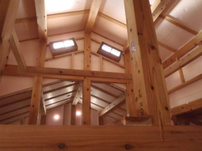 小屋裏