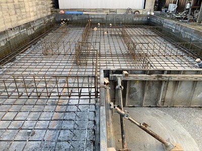 基礎工事