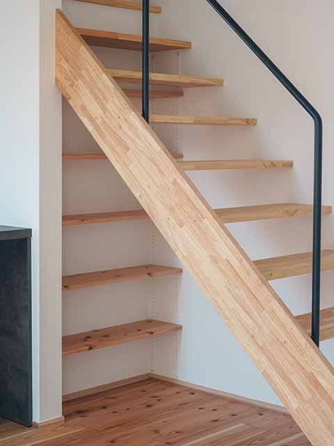 完成写真／階段下収納