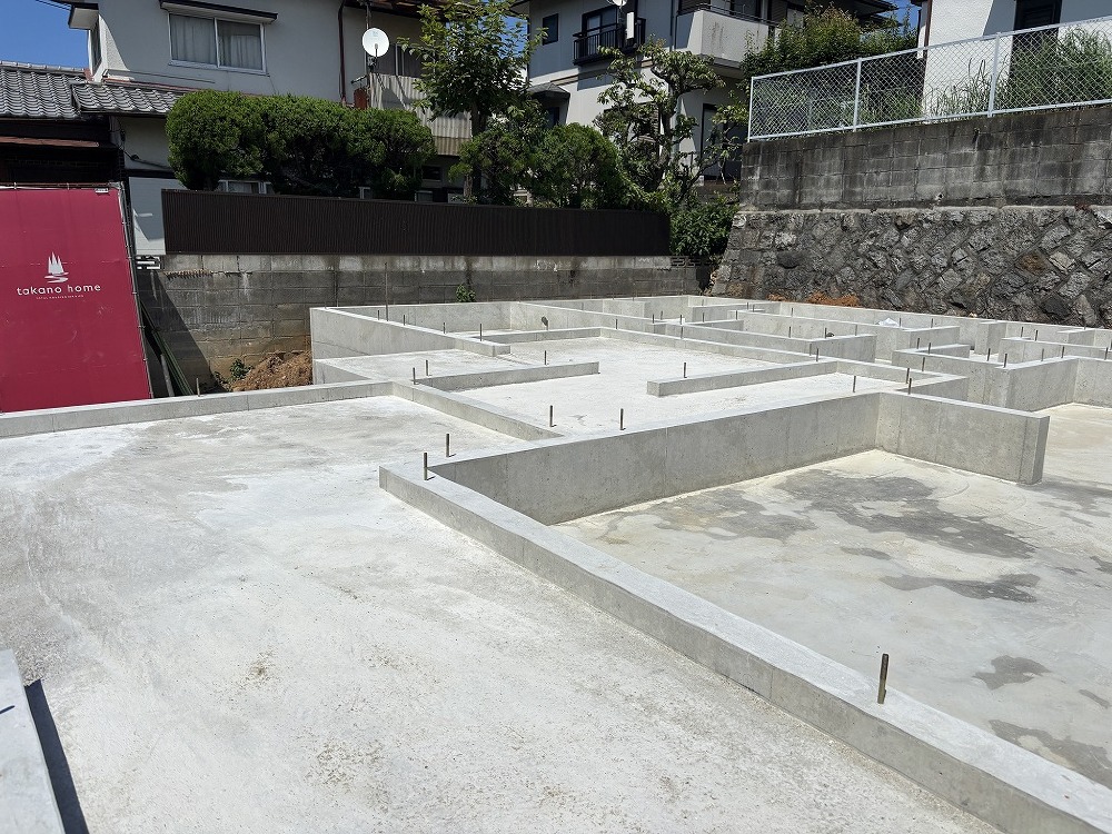 基礎工事