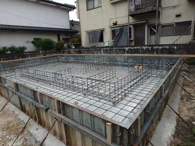 基礎工事