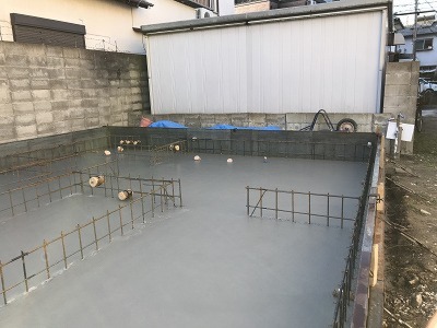 基礎工事