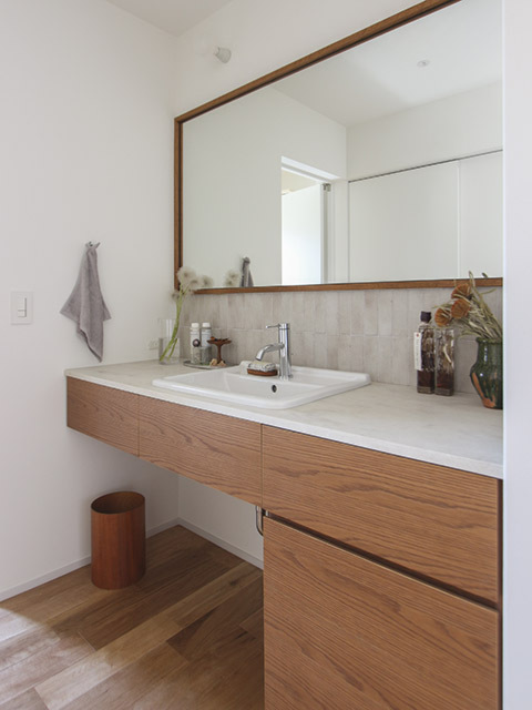 完成写真／造作洗面