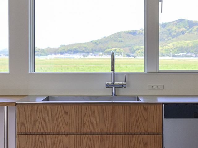 完成間近／キッチンからの風景