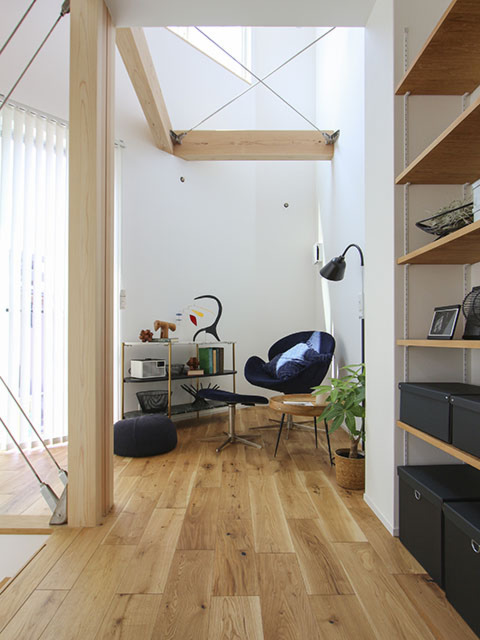 吹き抜けリビング