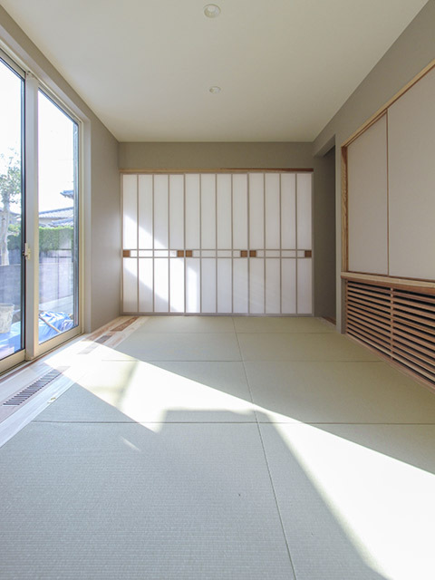 仕上げ工事中