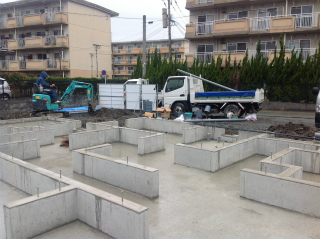 基礎工事
