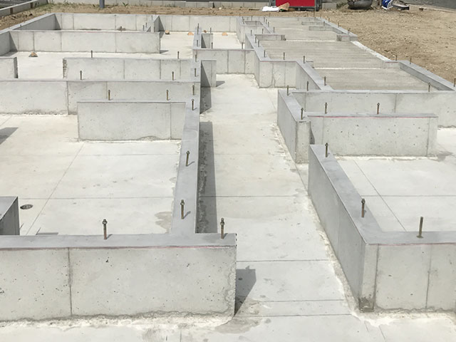 基礎工事